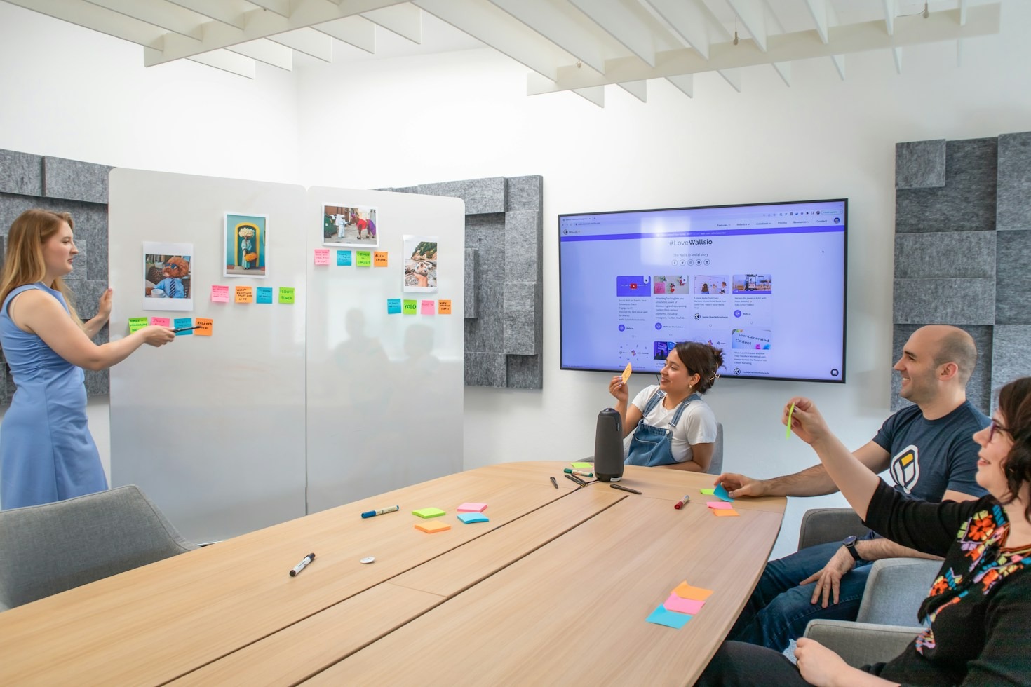 Key Visual Identity Trends Driving Consumer Decisions